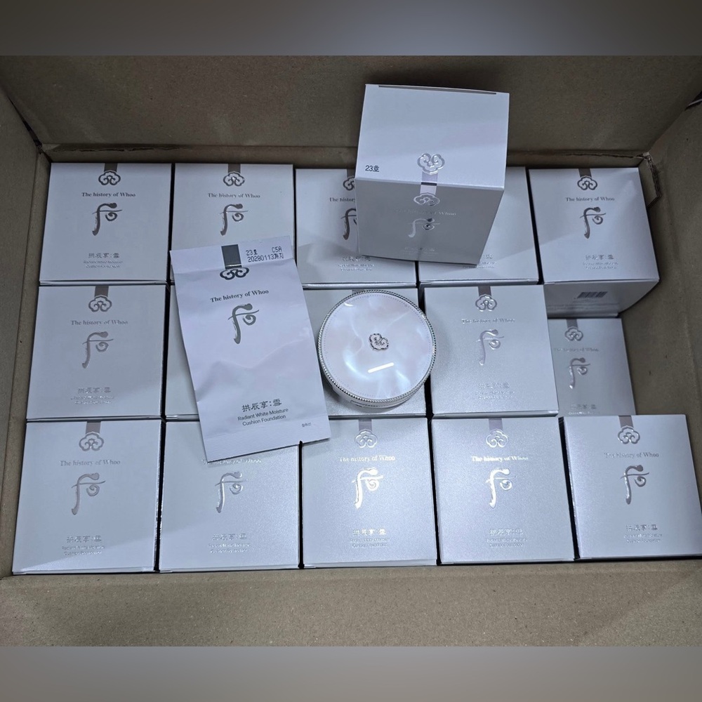 THE HISTORY OF WHOO SEOL RADIANT WHITENING CUSHION FOUNDATION SPECIAL SET